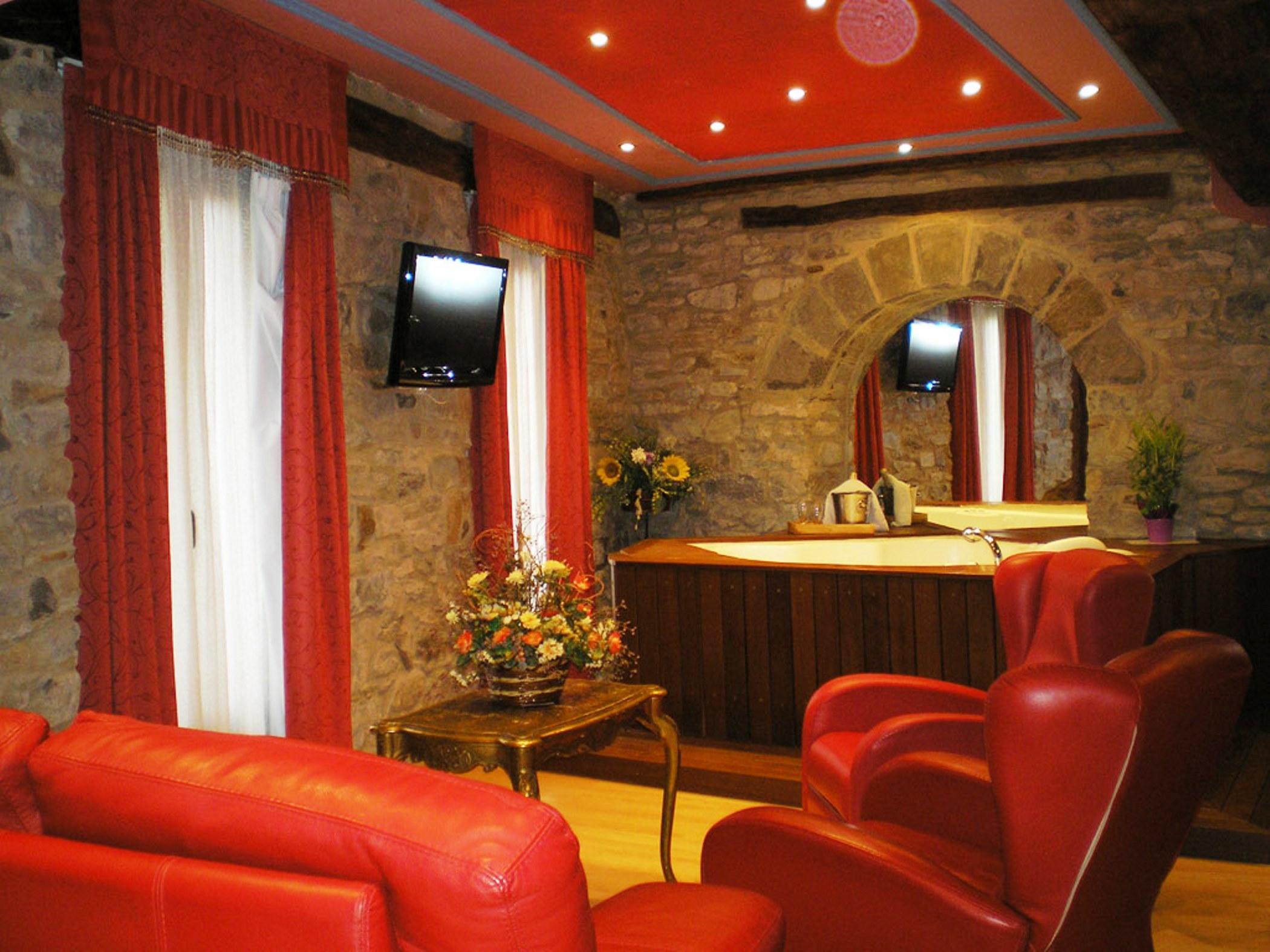 Hotel Mur Хака Экстерьер фото