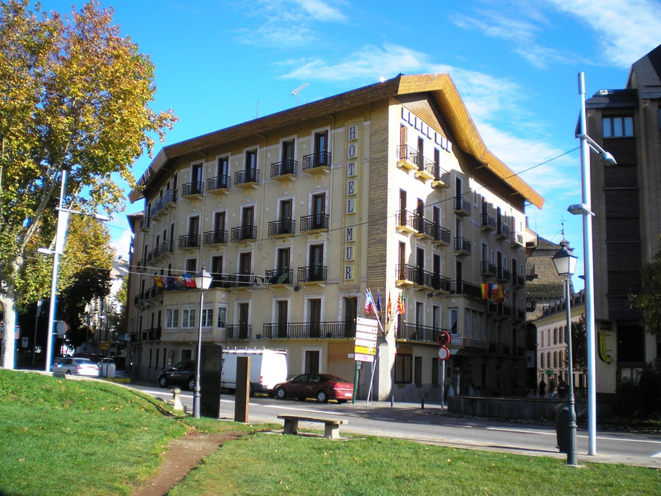 Hotel Mur Хака Экстерьер фото