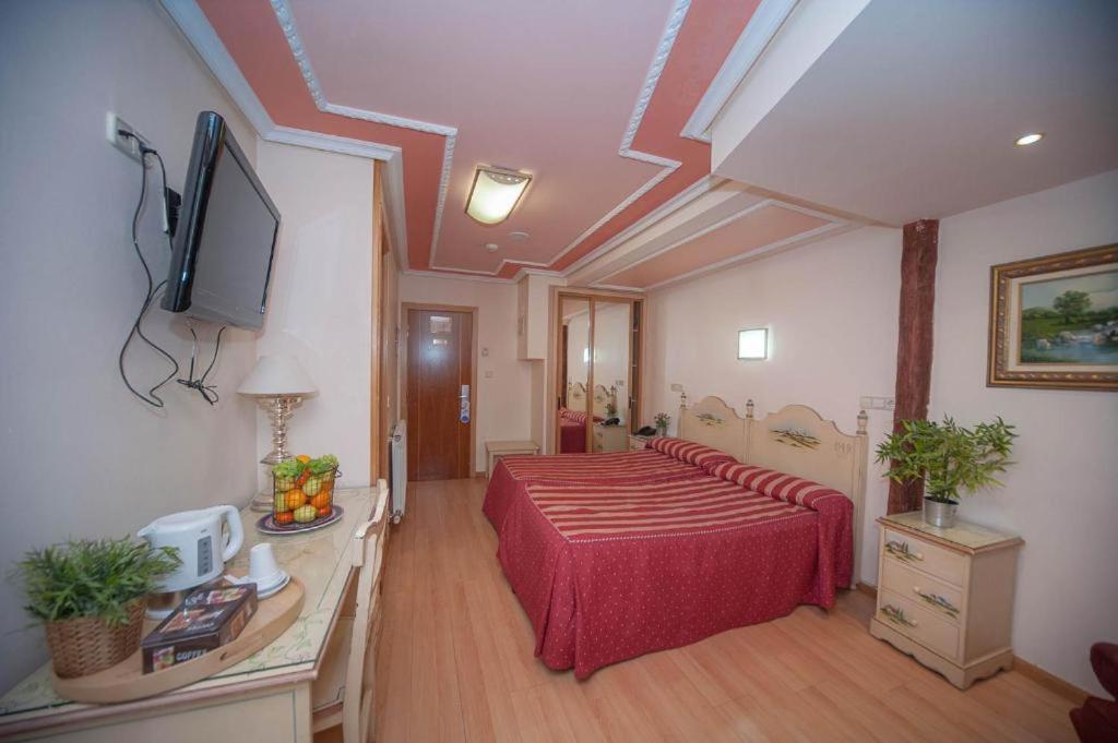 Hotel Mur Хака Экстерьер фото