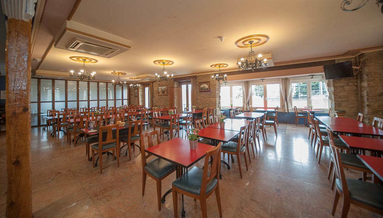 Hotel Mur Хака Экстерьер фото