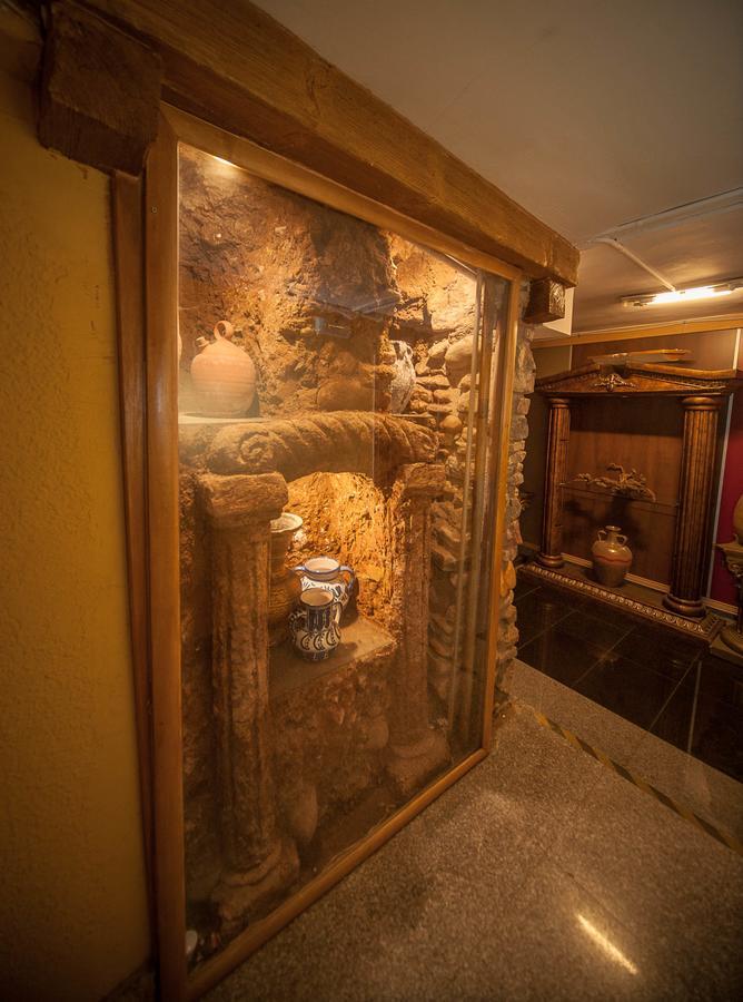 Hotel Mur Хака Экстерьер фото