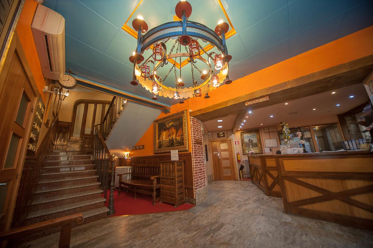 Hotel Mur Хака Экстерьер фото